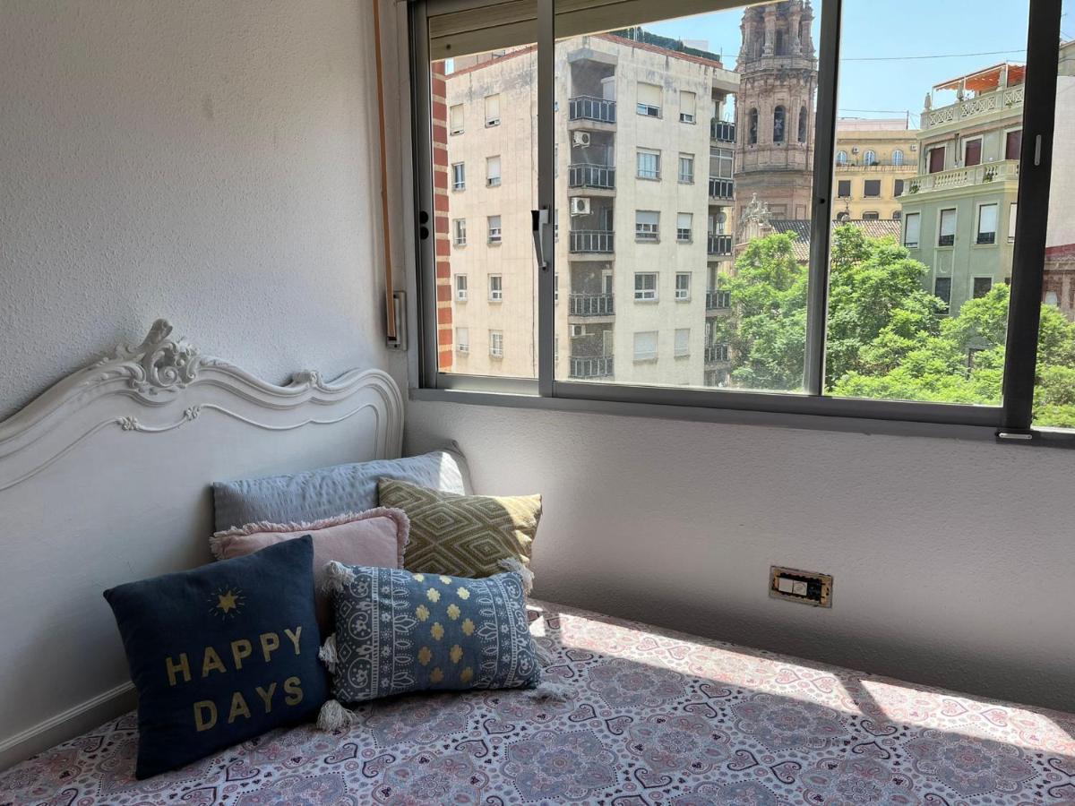 City Center Homestay Valencia Exteriör bild