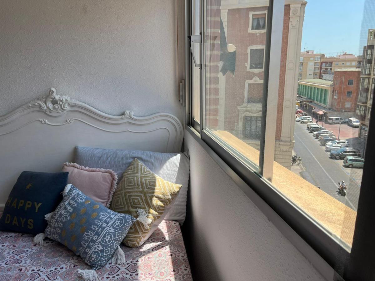 City Center Homestay Valencia Exteriör bild